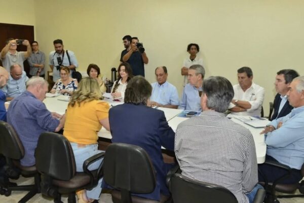 PSDB e Podemos: Uma União Estratégica em Tempos de Reconfiguração Política