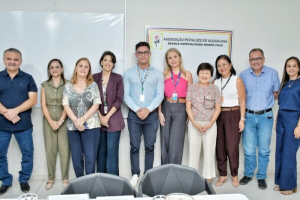 Pestalozzi de Aquidauana recebe visita técnica do Ministério da Saúde e pleiteiam parceria